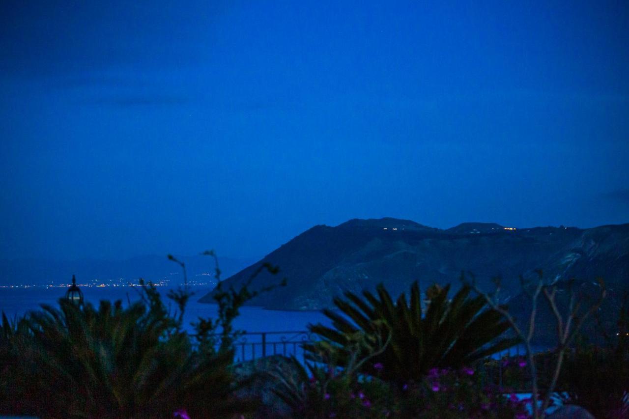 B&B Villa Maristella Lipari  Eksteriør bilde