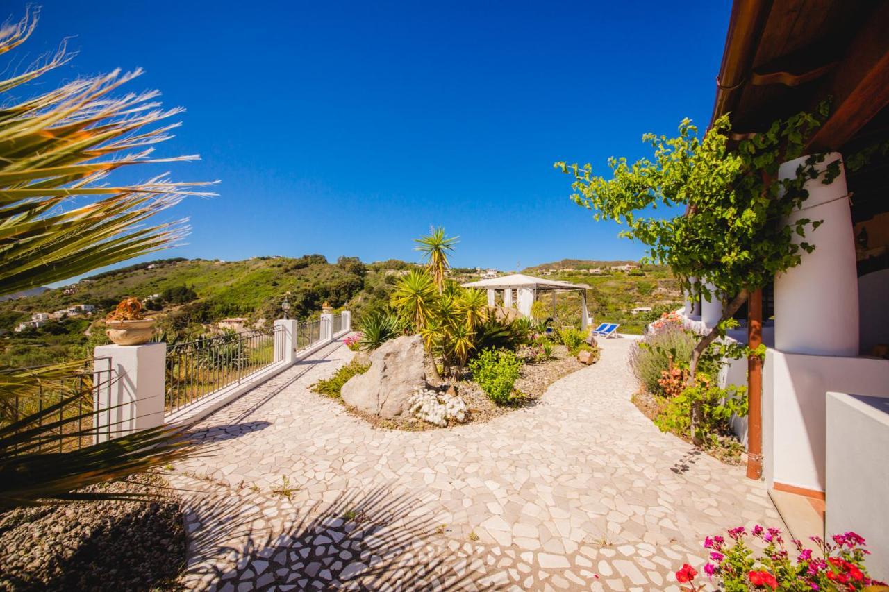 B&B Villa Maristella Lipari  Eksteriør bilde